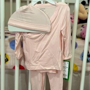 NWT 9m Carters 3pc Baby suit